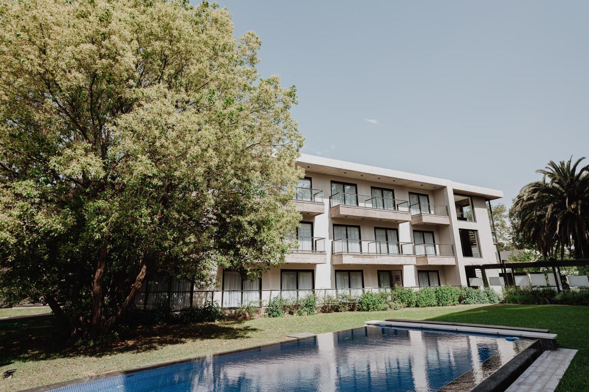 La Urumpta Hotel By Aken Mind Rio Cuarto Exterior photo